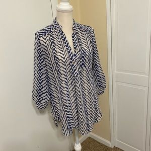 Wishful Park shear navy blue and white shirt